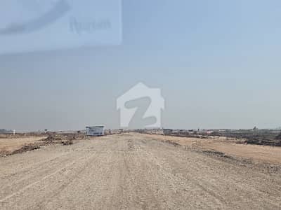 مارگلہ آرچرڈ اسلام آباد میں 5 مرلہ کمرشل پلاٹ 10.5 کروڑ میں برائے فروخت۔