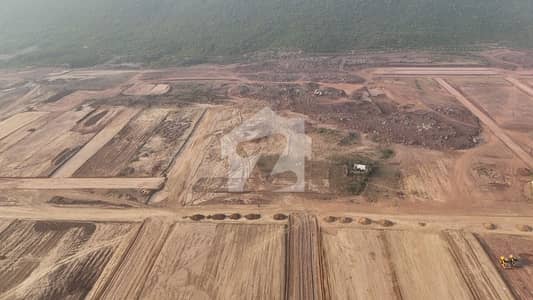Ideal Location 1kanal Muree Facing plot Available For sale on 3Years installment plan in Sector ME-3