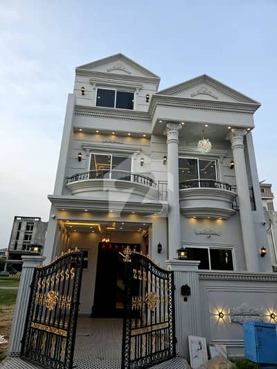Your Serene Retreat 5 Marla House In D Block, Citi Housing Jhelum