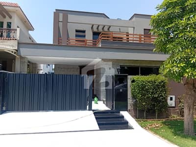 DHA Phase 6 10 Marla Used House Block L DHA Phase 6 10 Marla Used House Block L