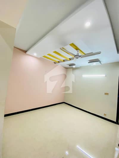 Book A House Of 8 Marla In G-11/1 Islamabad