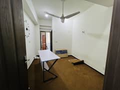 Two Bed Flat Available For Rent Sui Gas All Facilities Available