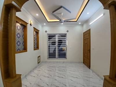 G14/4 25x50 Ground Portion Available For Rent