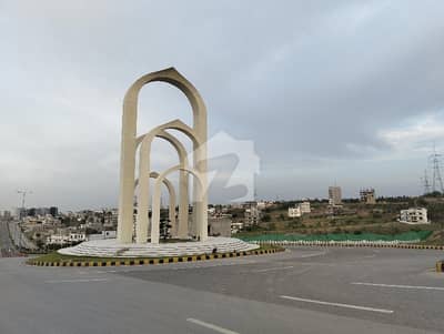 ڈی ایچ اے فیز 5 - سیکٹر بی ڈی ایچ اے ڈیفینس فیز 5,ڈی ایچ اے ڈیفینس,اسلام آباد میں 1 کنال رہائشی پلاٹ 3.55 کروڑ میں برائے فروخت۔