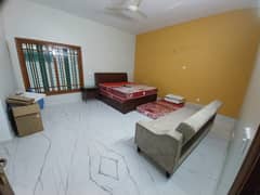 500 Yard Bungalows For Rent