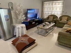 Beautiful 10 Marla Used House In Available For Sale
