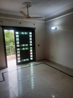 500 Yard Bungalow For Rent