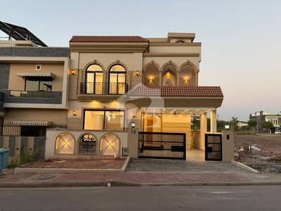 Brand New 10 Marla Luxury Designer House Avaliable For Sale 5 Bed Accommodation 2 American Kitchen 1 Servent Two Species TV Lounge Available In Bahria Enclave Islamabad Brand New 10 Marla Luxury Designer House Avaliable For Sale 5 Bed Accommodation 2 American Kitchen 1 Servent Two Species TV Lounge Available In Bahria Enclave Islamabad