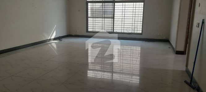 GROUND FLOOR PORTION FOR RENT DHA PHASE 6
