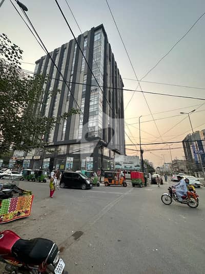 الحفیظ ہائٹس مین بلیوارڈ گلبرگ,گلبرگ,لاہور میں 2 کمروں کا 7 مرلہ دفتر 1.85 لاکھ میں کرایہ پر دستیاب ہے۔