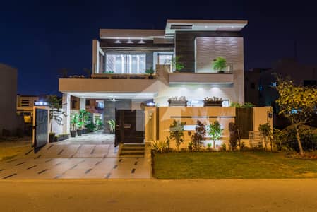 D H A Lahore 10 Marla Brand New Mazher Munir Design House With 100% Original Pictures Available For Sale D H A Lahore 10 Marla Brand New Mazher Munir Design House With 100% Original Pictures Available For Sale