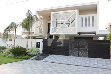D H A Lahore 2 Kanal Brand New GallerIa Designs House With 100% Original Pictures Available For Sale D H A Lahore 2 Kanal Brand New GallerIa Designs House With 100% Original Pictures Available For Sale