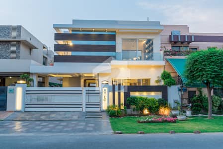 D H A Lahore 1 Kanal Owner Build Design House With 100% Original Pics Available For Rent