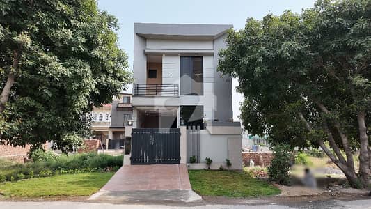 Change Your Address To Prime Location Formanites Housing Scheme - Block J, Lahore For A Reasonable Price Of Rs. 24000000 House For Sale Change Your Address To Prime Location Formanites Housing Scheme - Block J, Lahore For A Reasonable Price Of Rs. 24000000 House For Sale