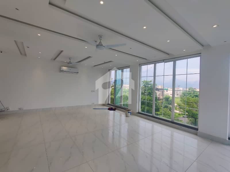 4 Marla Semi Furnish Office For Rent 4 Marla Semi Furnish Office For Rent
