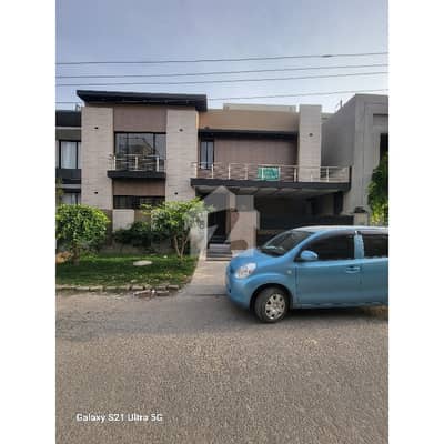 10 Marla Elegant House In Formanites Near Dha Phase 5 For Sale