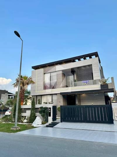 100% KANAL ULTRA MODERN SUPER LUXURY BUNGALOW FOR SALE ON TOP LACTION
