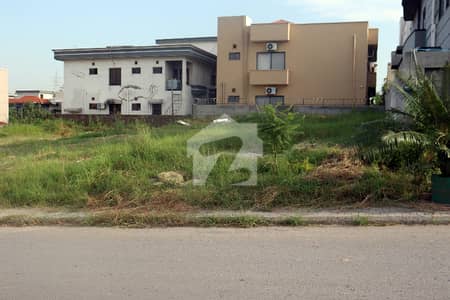1 kanal Height Location Level Plot sale in Dha 3