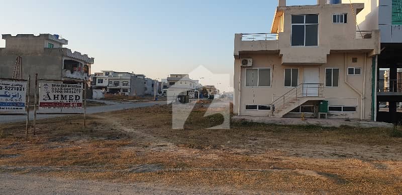 G-16-4 Commercial Plot Available For Sale G-16-4 Commercial Plot Available For Sale