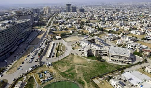 ڈی ایچ اے فیز 2 - سیکٹر ایف ڈی ایچ اے ڈیفینس فیز 2,ڈی ایچ اے ڈیفینس,اسلام آباد میں 1 کنال رہائشی پلاٹ 4.4 کروڑ میں برائے فروخت۔ ڈی ایچ اے فیز 2 - سیکٹر ایف ڈی ایچ اے ڈیفینس فیز 2,ڈی ایچ اے ڈیفینس,اسلام آباد میں 1 کنال رہائشی پلاٹ 4.4 کروڑ میں برائے فروخت۔