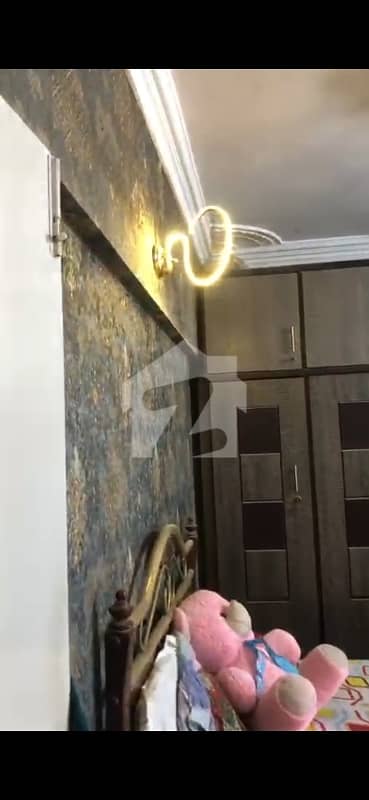 شادمان ٹاؤن - سیکٹر 14 / بی شادمان,نارتھ ناظم آباد,کراچی میں 3 کمروں کا 7 مرلہ فلیٹ 1.3 کروڑ میں برائے فروخت۔ شادمان ٹاؤن - سیکٹر 14 / بی شادمان,نارتھ ناظم آباد,کراچی میں 3 کمروں کا 7 مرلہ فلیٹ 1.3 کروڑ میں برائے فروخت۔