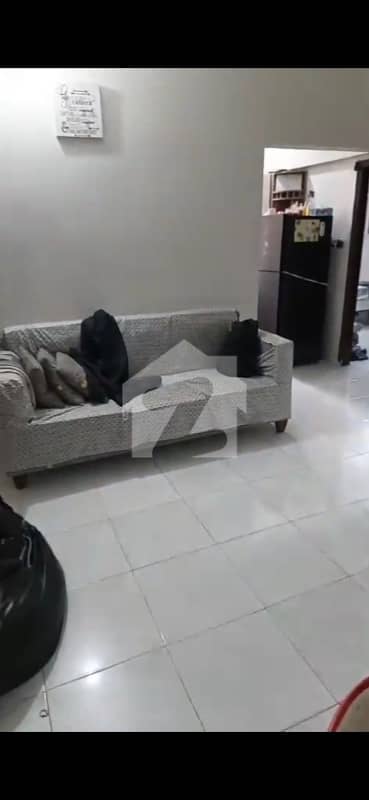 2 Bed Lounge Flat For Sale