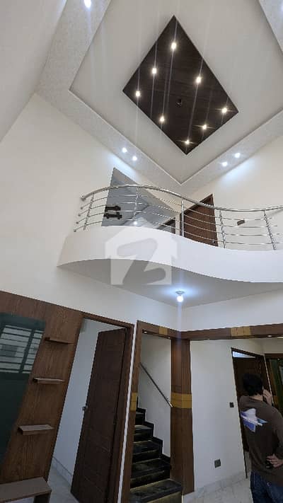 Leased Like Brand New Duplex For Sale 3 Bed Dd