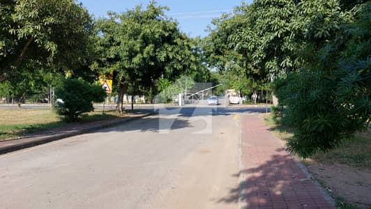 بحریہ گرینز۔ اوورسیز انکلیو - سیکٹر 1 بحریہ گرینز۔ اوورسیز انکلیو,بحریہ ٹاؤن فیز 8,بحریہ ٹاؤن راولپنڈی,راولپنڈی میں 1 کنال رہائشی پلاٹ 3.2 کروڑ میں برائے فروخت۔ بحریہ گرینز۔ اوورسیز انکلیو - سیکٹر 1 بحریہ گرینز۔ اوورسیز انکلیو,بحریہ ٹاؤن فیز 8,بحریہ ٹاؤن راولپنڈی,راولپنڈی میں 1 کنال رہائشی پلاٹ 3.2 کروڑ میں برائے فروخت۔
