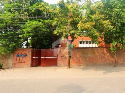 4 Kanal Building Is Available For Rent In Gulberg 3 Lahore