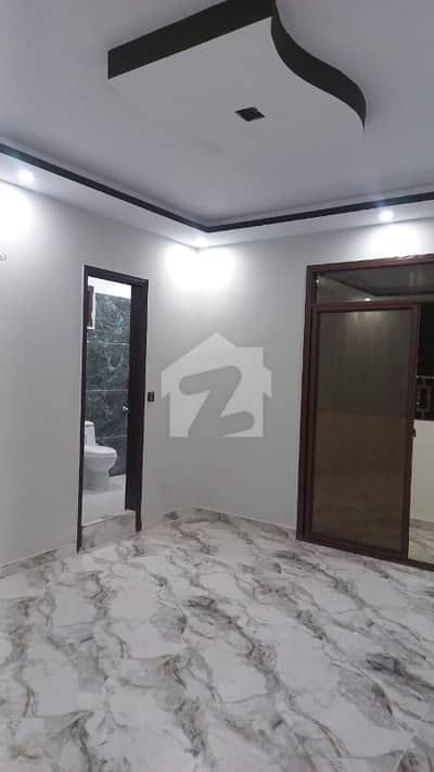 عامر خسرو کراچی میں 3 کمروں کا 8 مرلہ بالائی پورشن 4.5 کروڑ میں برائے فروخت۔ عامر خسرو کراچی میں 3 کمروں کا 8 مرلہ بالائی پورشن 4.5 کروڑ میں برائے فروخت۔