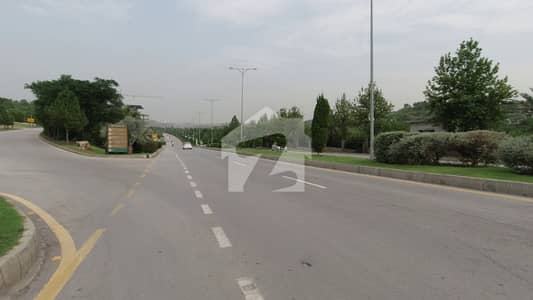 بحریہ ٹاؤن فیز 7 بحریہ ٹاؤن راولپنڈی,راولپنڈی میں 14 مرلہ رہائشی پلاٹ 1.85 کروڑ میں برائے فروخت۔