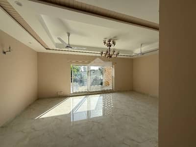 Highly-Desirable 1 Kanal Upper Portion Available In F-8