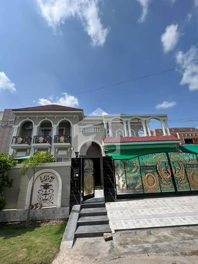 1 KANAL ONLY MONTHS USED HOUSE IS AVAILABLE FOR SALE ON TOP LOCATION OF WAPDA TOWN LAHORE