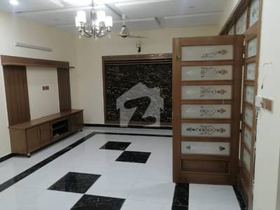 جی ۔ 14/4 جی ۔ 14,اسلام آباد میں 5 کمروں کا 8 مرلہ مکان 1.7 لاکھ میں کرایہ پر دستیاب ہے۔