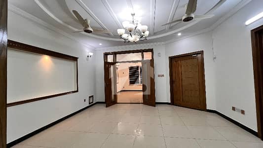 7 Marla Sun Face Solid Construction House For Sale In G-13 Islamabad