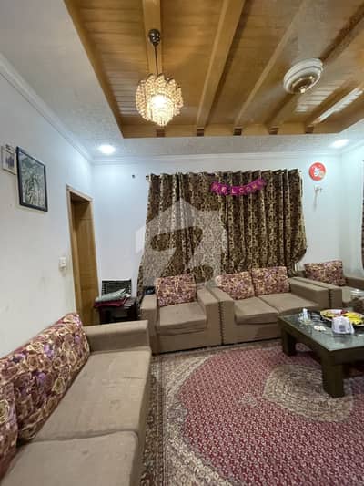 جی ۔ 13/1 جی ۔ 13,اسلام آباد میں 6 کمروں کا 4 مرلہ مکان 4.5 کروڑ میں برائے فروخت۔