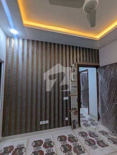 Well Maintained Apartment Bungalow Facing (Wooden Flooring)