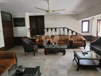 سول لائنز ڈیفینس,حیدر آباد میں 6 کمروں کا 1 کنال مکان 15.0 کروڑ میں برائے فروخت۔