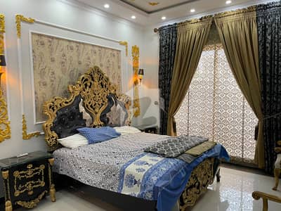 ڈی ایچ اے فیز 8 ڈیفنس (ڈی ایچ اے),لاہور میں 5 کمروں کا 1 کنال مکان 5.3 لاکھ میں کرایہ پر دستیاب ہے۔ ڈی ایچ اے فیز 8 ڈیفنس (ڈی ایچ اے),لاہور میں 5 کمروں کا 1 کنال مکان 5.3 لاکھ میں کرایہ پر دستیاب ہے۔