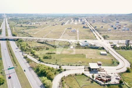 Ideal location 10 Marla Plot, Reasonable Price