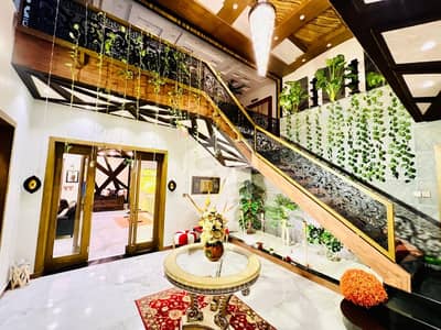 بحریہ ٹاؤن فیز 3 بحریہ ٹاؤن راولپنڈی,راولپنڈی میں 5 کمروں کا 1 کنال مکان 9.0 کروڑ میں برائے فروخت۔