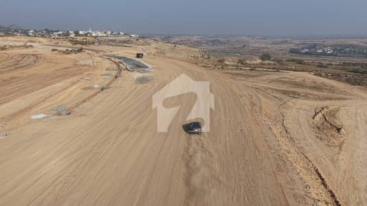 Exclusive! Triplet Plots for Sale | DHA Phase 6 B3 | 1 Min from Marine Drive | High ROI