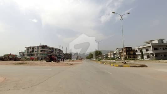 ڈی ۔ 12 اسلام آباد میں 7 مرلہ رہائشی پلاٹ 5.4 کروڑ میں برائے فروخت۔ ڈی ۔ 12 اسلام آباد میں 7 مرلہ رہائشی پلاٹ 5.4 کروڑ میں برائے فروخت۔