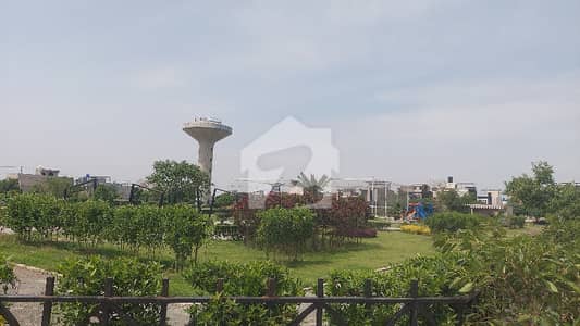 FACING PARK 10 MARLA PLOT FOR SALE IN ORCHARDS BLOCK PARAGON CITY LAHORE