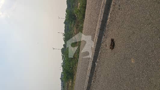 1 Kanal Plot In Dha 9 Prism Block E Near To Main Road