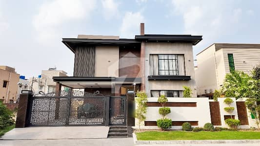 گرین سٹی ۔ بلاک بی گرین سٹی,لاہور میں 5 کمروں کا 1 کنال مکان 9.7 کروڑ میں برائے فروخت۔