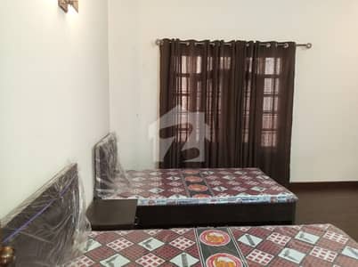 FULLY FURNISHED 01 BEDROOM WITH ATTACH BATH AVAILABLE FOR RENT ONLY FOR MALE BACHLORS