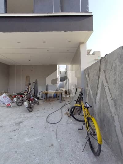 20 Marla Brand New House for sale in Royal orchard Multan