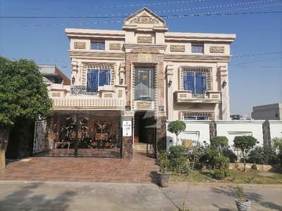 Prime Location Wapda Town Phase 1 - Block E 20 Marla House Up For Sale