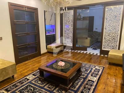 2 BED FURNISHED FLAT FOR SALE IN RAFI BLOCK SECTOR E BAHRIA TOWN LAHORE